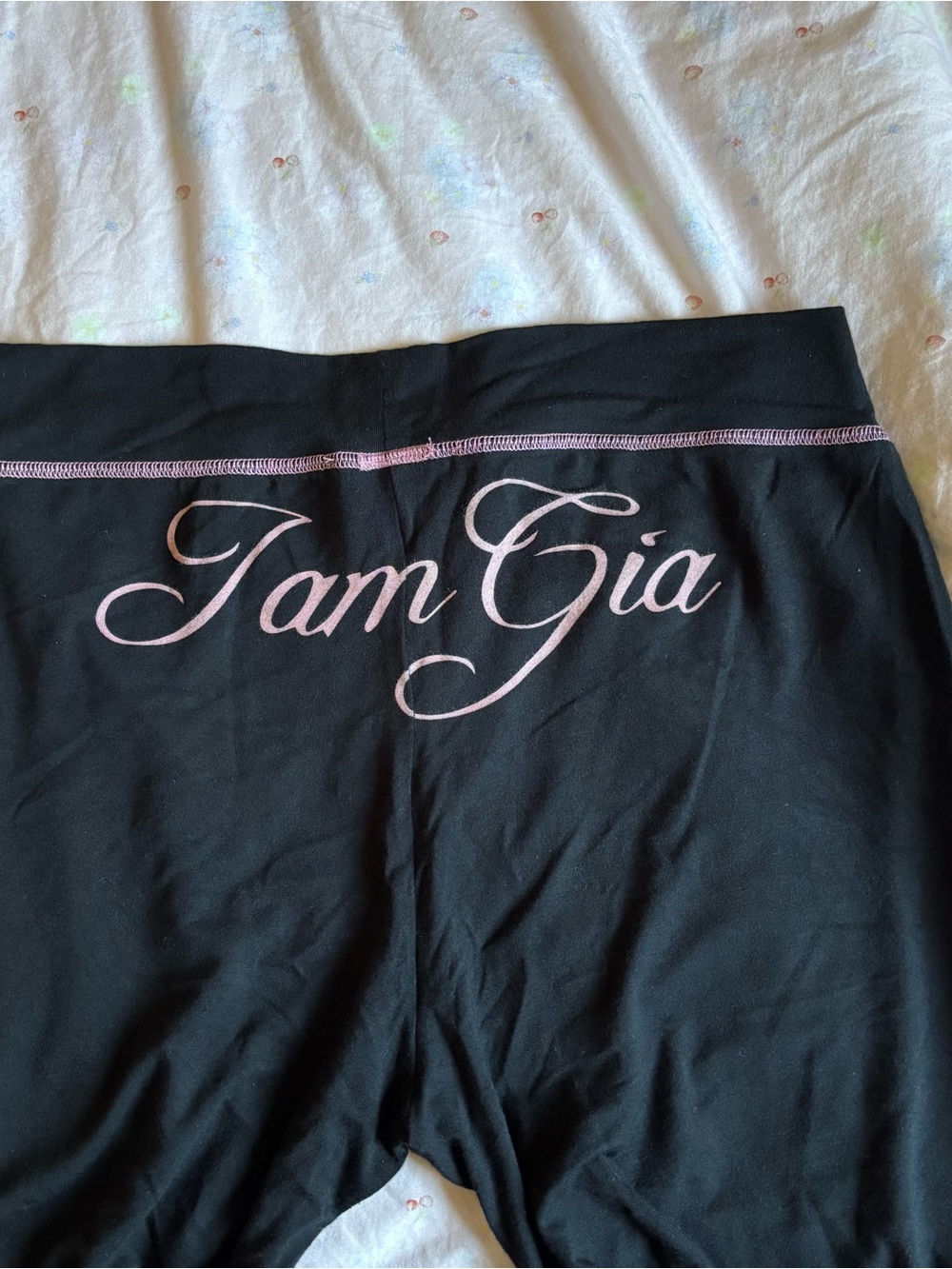 I.AM.GIA black and pink blare trackpant ♡